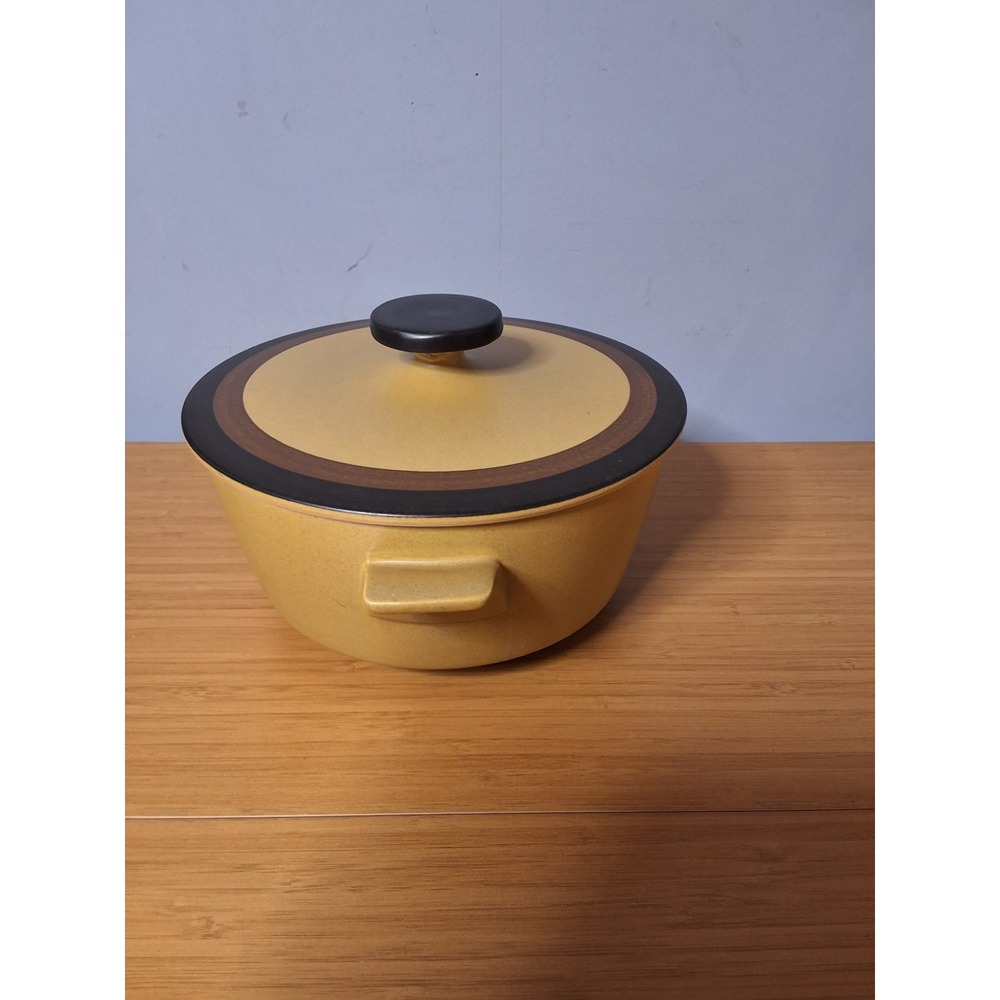 Vintage 1970's Arrow Stone Casserole Dish. Made In Japan. - Picture 6 of 9